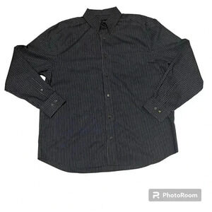 EDDIE BAUER wrinkle resistant dark gray long sleeves mans shirt size Large